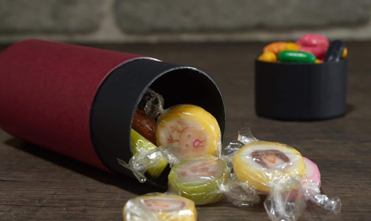 Hochwertige Pappdosen für süße Überraschungen Pappdosen für süße Geschenke von betubed